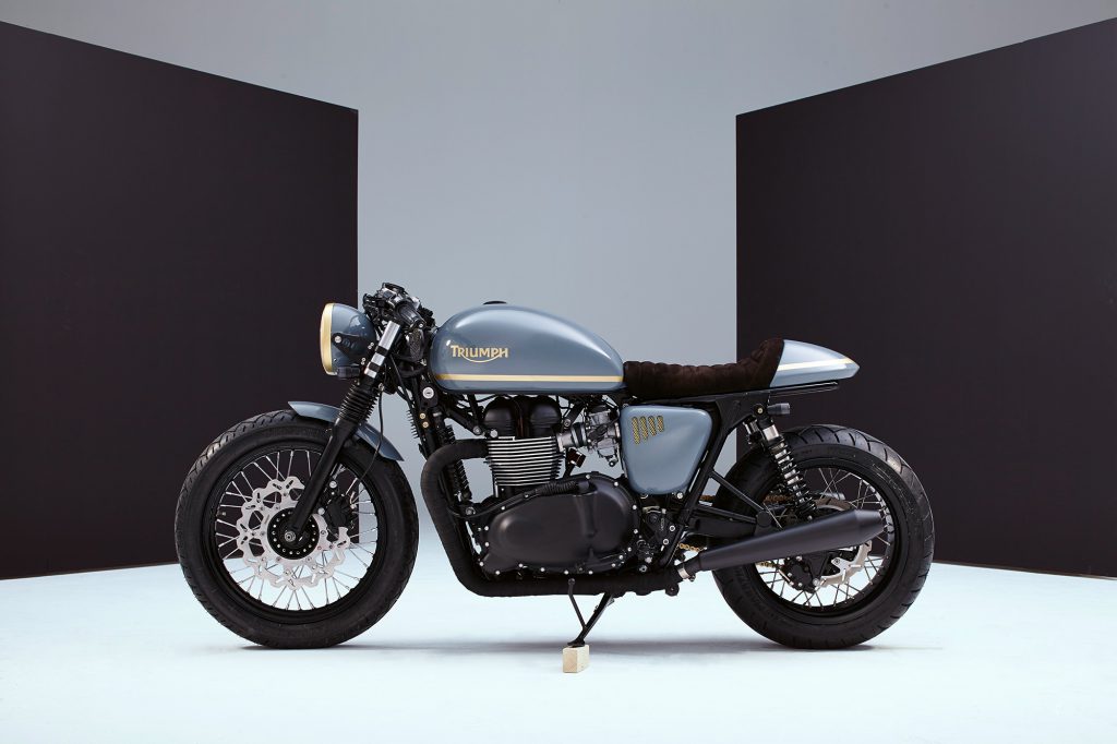 triumph bonneville cafe racer