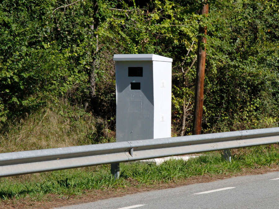 Tout savoir sur les radars de feu en France